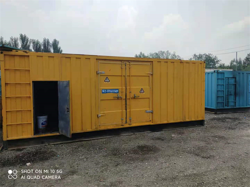 五台200KW柴油发电机组需要配备什么型号的电缆线?